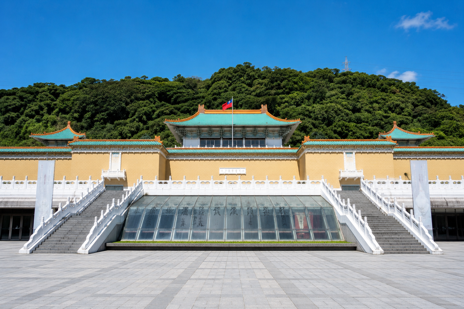국립고궁박물원 외관과 정원 | 타이베이 렌트카 여행 코스 추천
